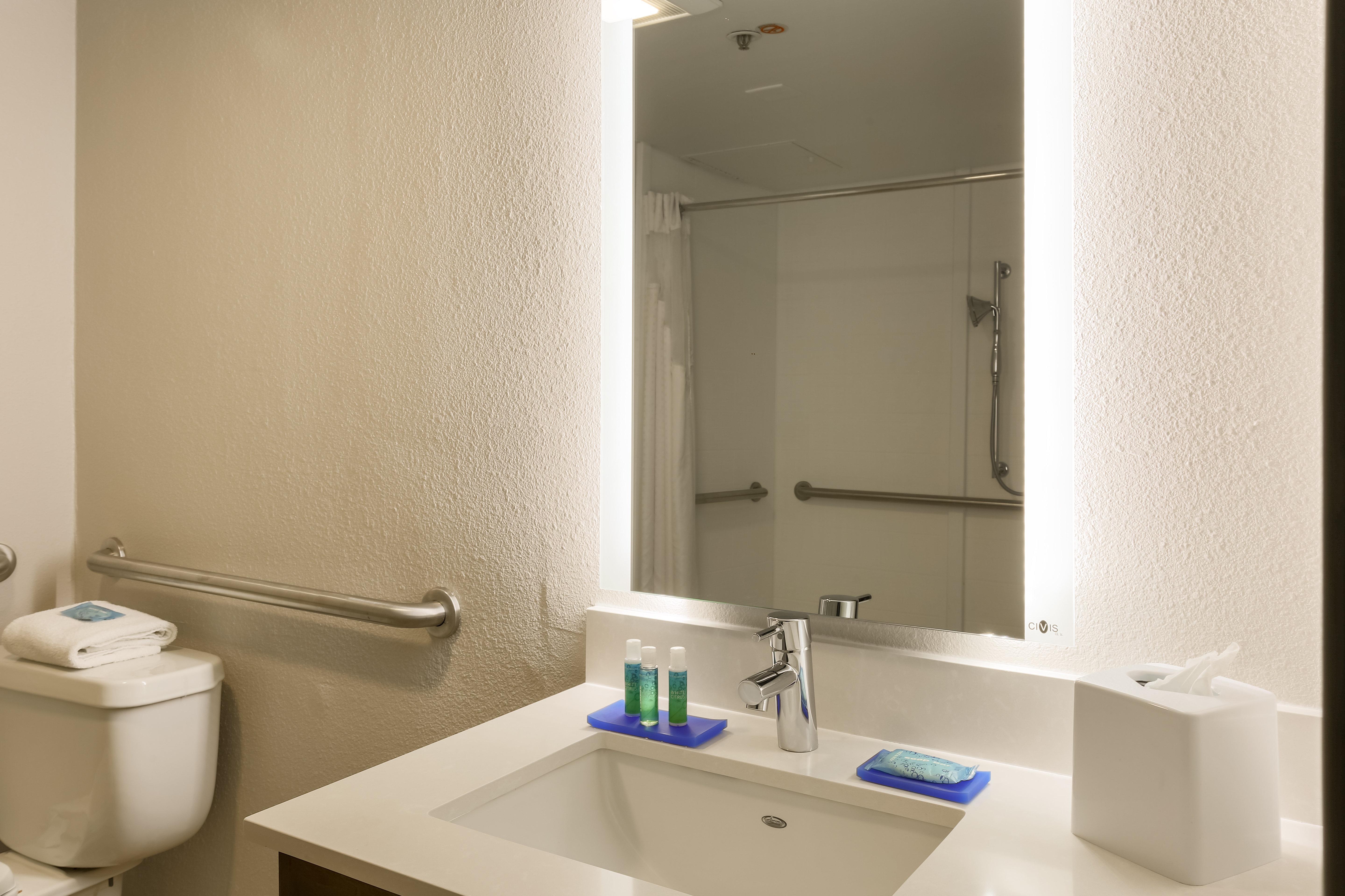 Holiday Inn Express Milwaukee - West Medical Center By Ihg Wauwatosa Luaran gambar