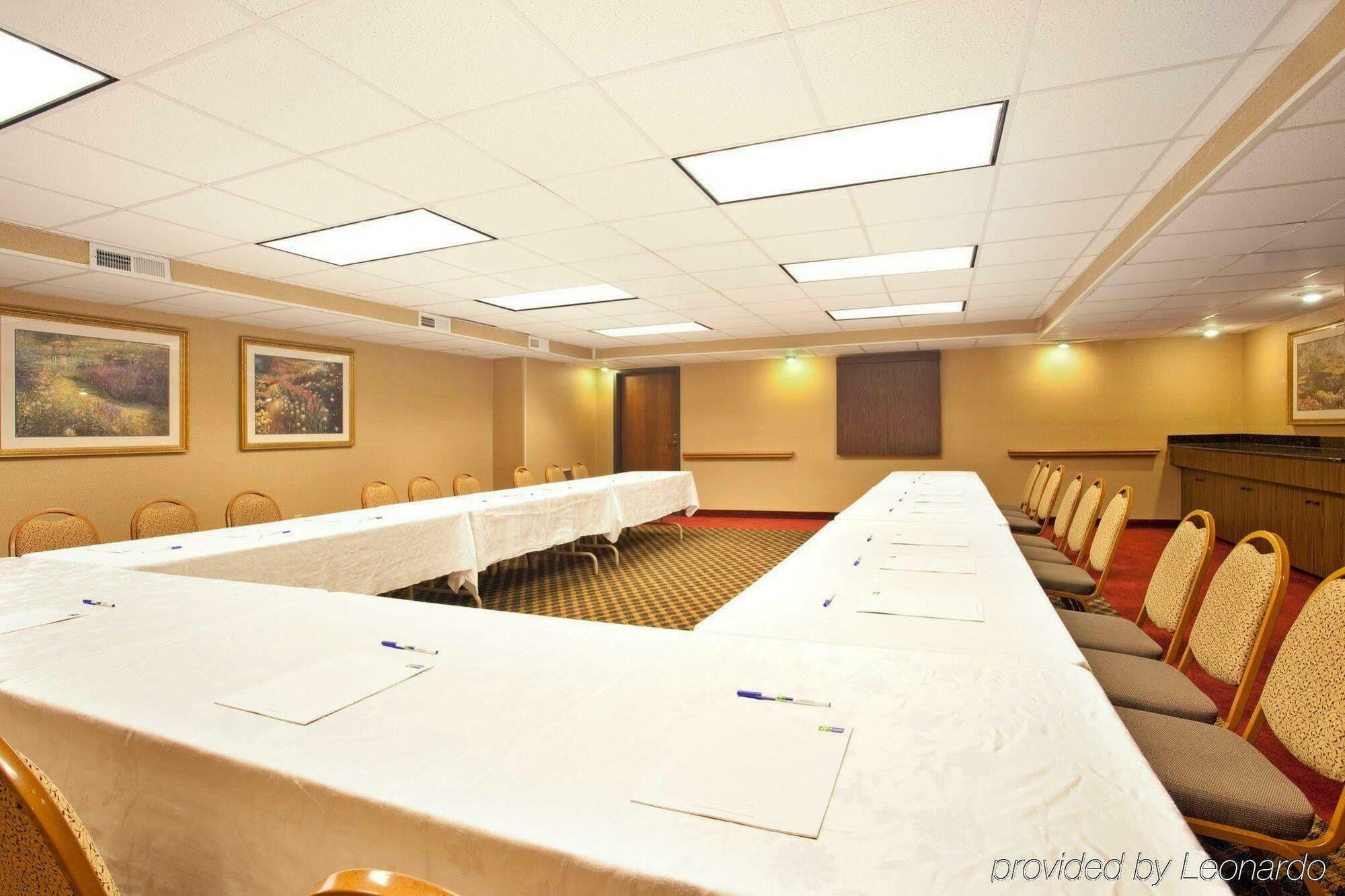 Holiday Inn Express Milwaukee - West Medical Center By Ihg Wauwatosa Luaran gambar